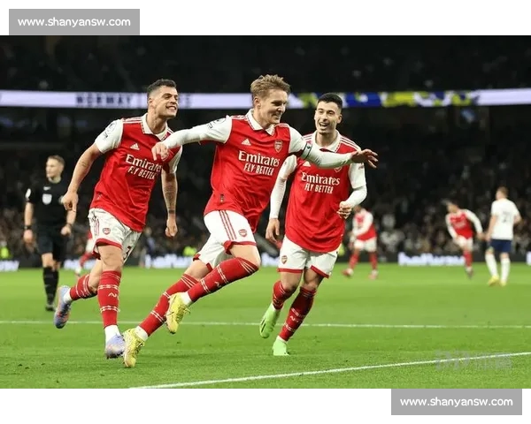 英超焦点对决赛前深度解析球队状态战术走势与胜负关键全面前瞻 英超焦点对决赛前深度解析球队状态战术走势与胜负关键全面前瞻