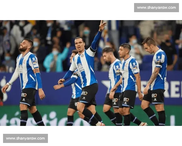 西甲平台：深度解析西班牙足球联赛的历史、现状与未来发展趋势